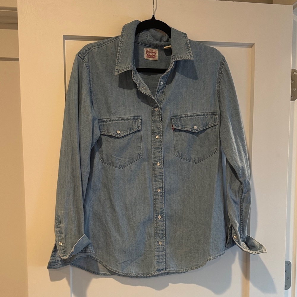 Levi's Sky Blue Button-Up Shirt